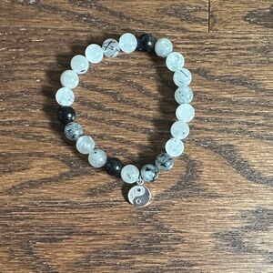 Yin Yang Charm Beaded Bracelet